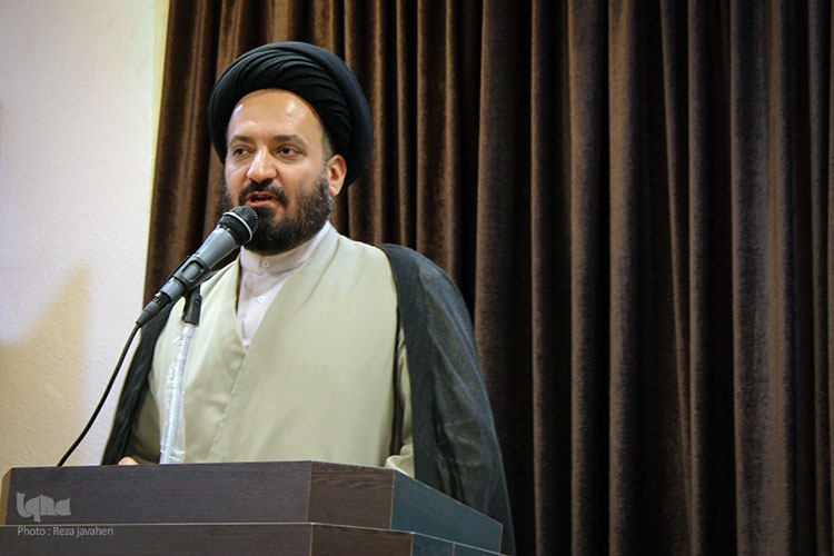 همایش تجلیل از نخبگان قرآنی حوزه علمیه اصفهان برگزار شد.