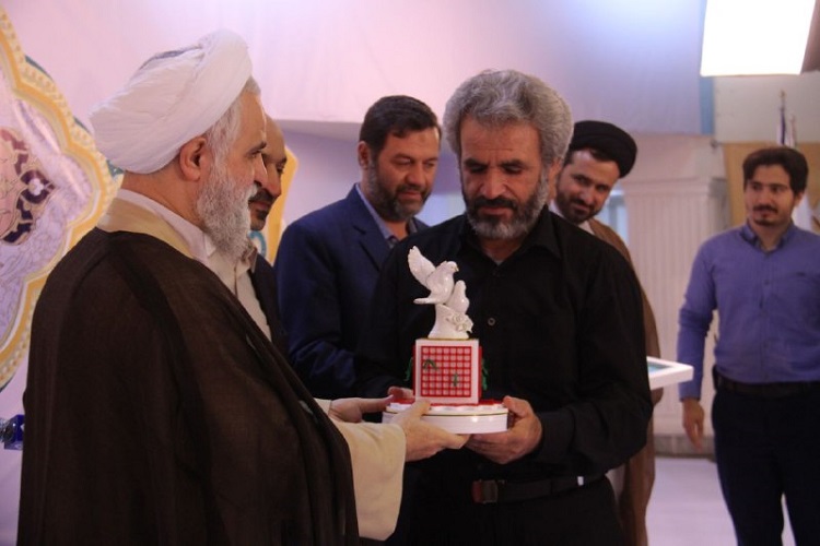 گزارش تصویری اختتامیه جشنواره قرآن و عترت دانشگاه جامع علمی کاربردی
