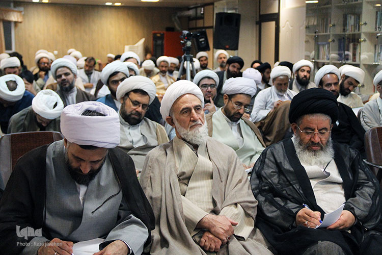 گردهمایی مفسّران قرآن کریم با موضوع قرآن و امام حسین علیه السلام