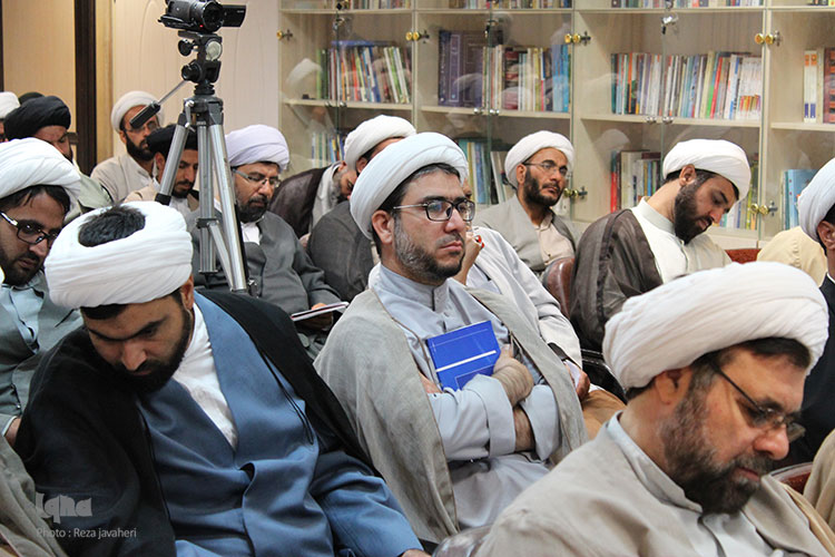 گردهمایی مفسّران قرآن کریم با موضوع قرآن و امام حسین علیه السلام