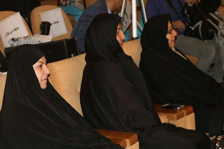 برگزاری جشن شکوفه‌ها با شرکت 32 هزار دانش‌آموز کلاس اولی لرستان