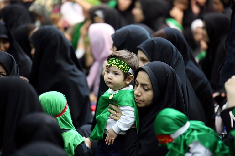 برگزاری همایش «شیرخوارگان حسینی» در سنندج + عکس