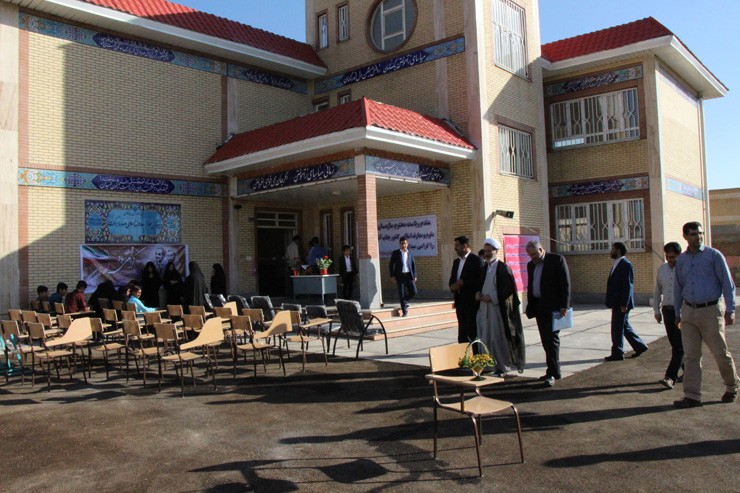 گزارش تصویری افتتاحیه دبیرستان علوم و معارف اسلامی شهرستان دلفان