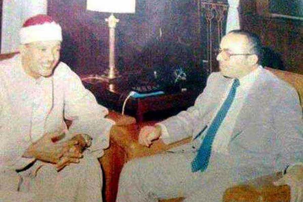 عبدالباسط محمد عبدالصمد با محمد الاحمدی ابوالنور (وزیر اوقاف کشور مصر) عبدالباسط محمد عبدالصمد با محمد الاحمدی ابوالنور (وزیر اوقاف کشور مصر)