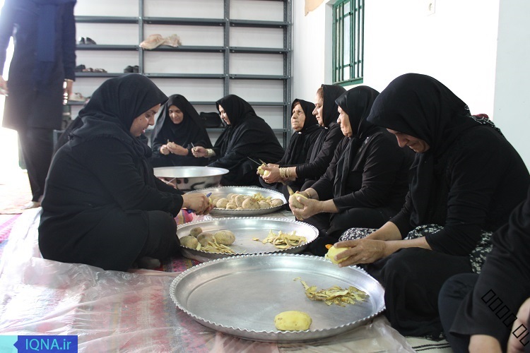 پخت غذای نذری در روستای بیدخت ـ بیرجند