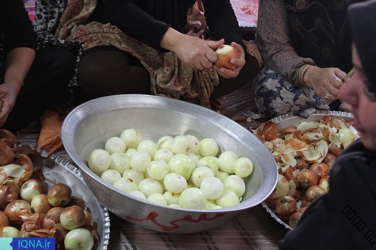 پخت غذای نذری در روستای بیدخت ـ بیرجند