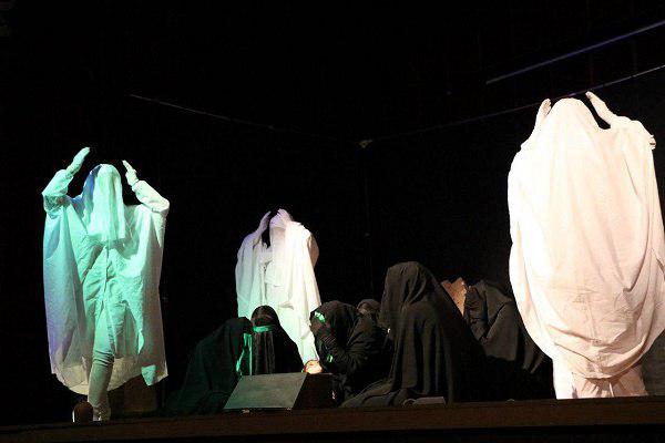 گزارش تصویری تجلیل از عوامل نمایش «کاروان نور» در محمود آباد