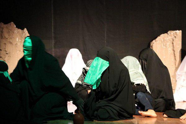 گزارش تصویری تجلیل از عوامل نمایش «کاروان نور» در محمود آباد