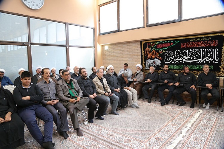 گزارش تصویری عزاداری روز عاشورا در بیت علامه طباطبایی(ره)