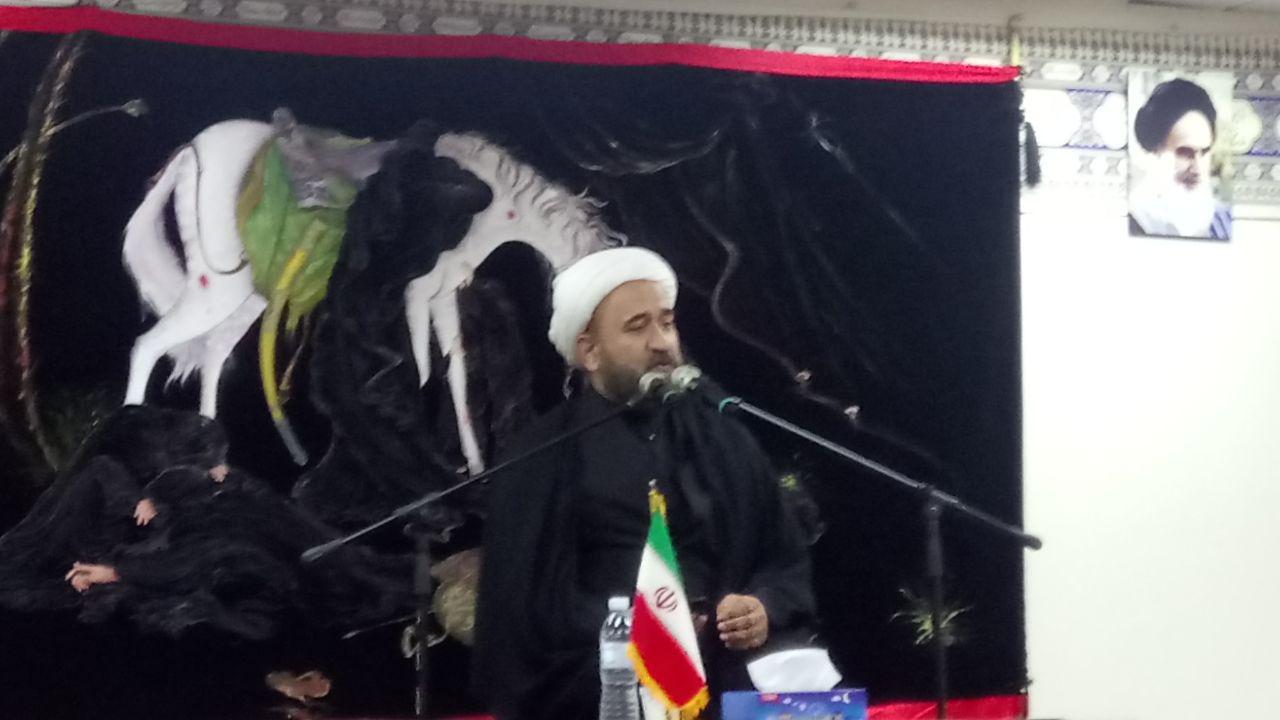نماز ظهر عاشورا و مراسم شام غریبان در مالزی + عکس