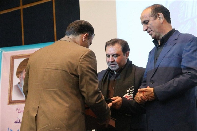 حفظ وحدت و ممانعت از ایجاد گروههای چند نفره؛ از الزامات موفقیت شوراها حفظ وحدت و ممانعت از ایجاد گروههای چند نفره؛ از الزامات موفقیت شوراها