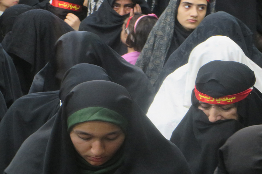 گزارش تصویری همایش «رهروان زینبی» در خرم‌آباد