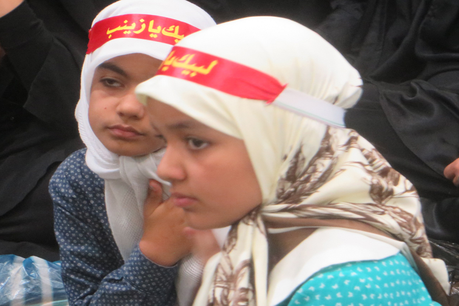 گزارش تصویری همایش «رهروان زینبی» در خرم‌آباد