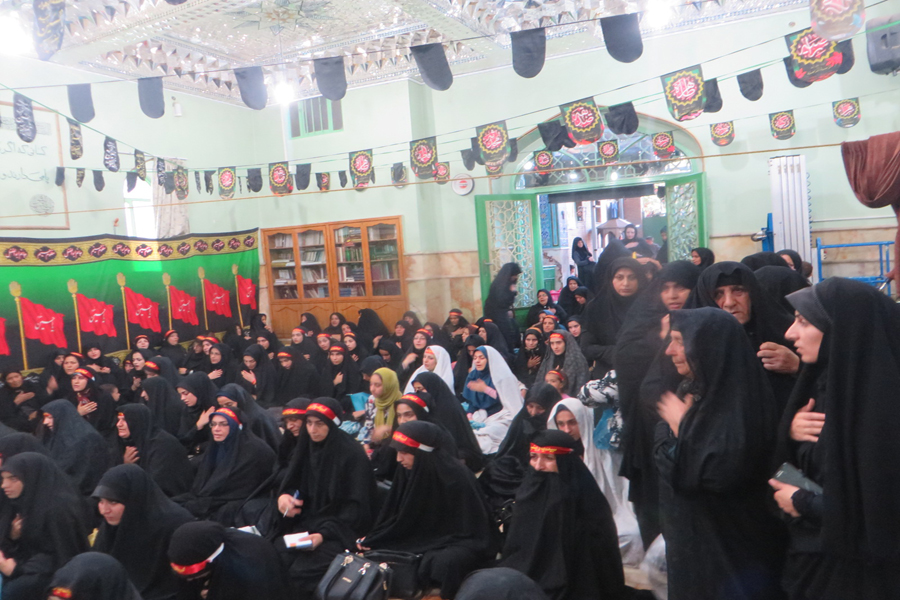 گزارش تصویری همایش «رهروان زینبی» در خرم‌آباد