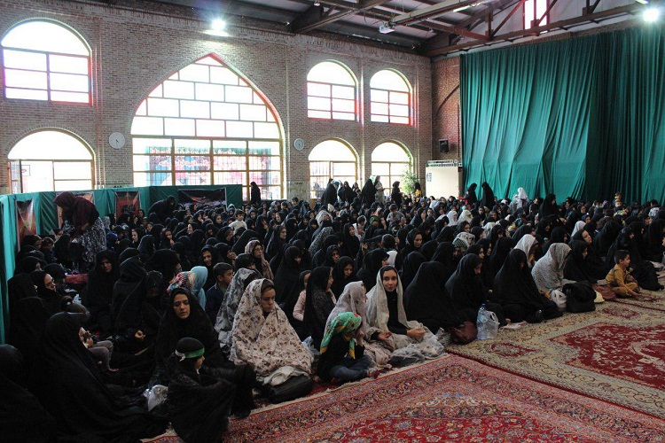 برگزاری همایش «رهروان زینبی» در آستان مقدس سیدحمزه(ع) تبریز+تصاویر