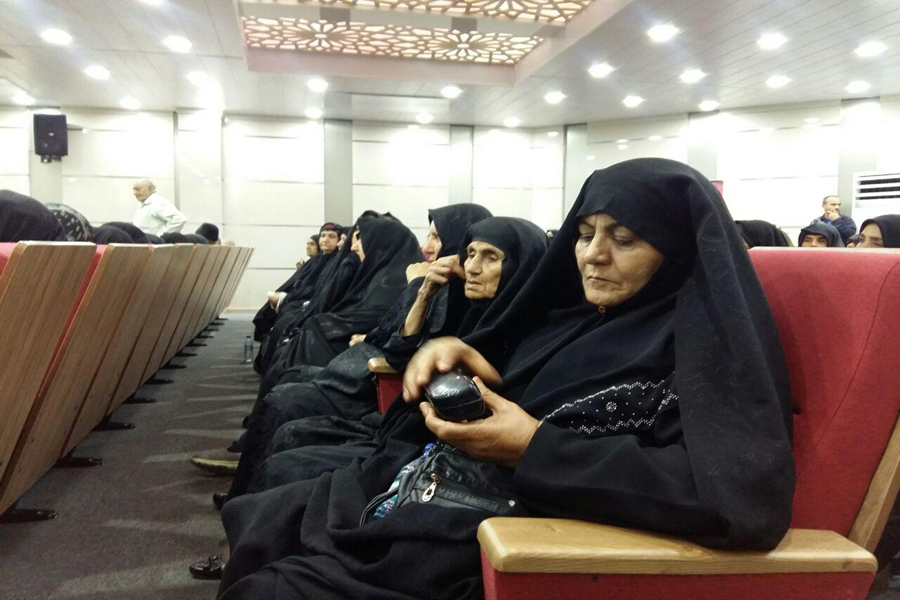 مراسم تکریم از سالمندان در سازمان بهزیستی لرستان
