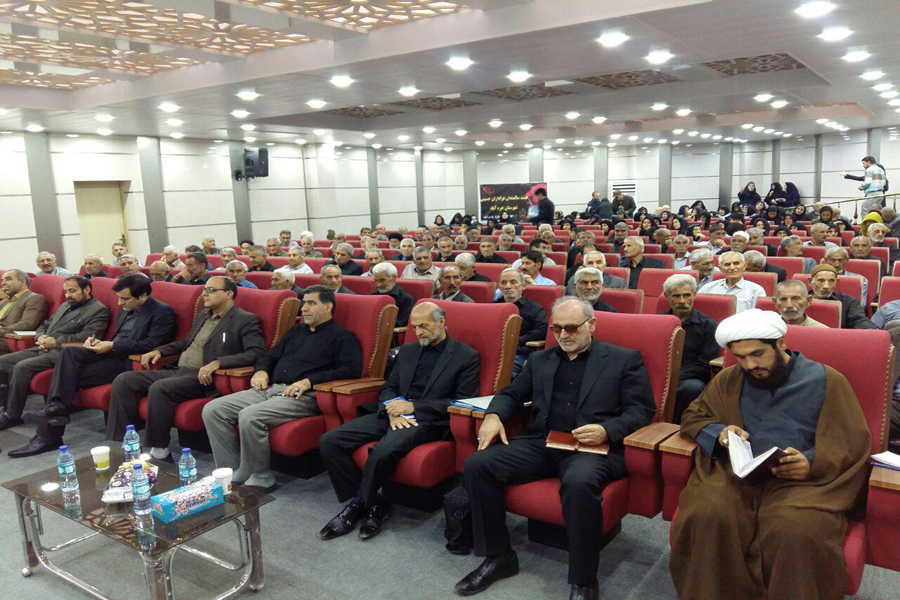 مراسم تکریم از سالمندان در سازمان بهزیستی لرستان