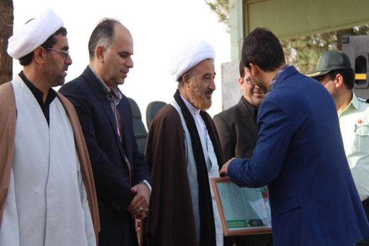گزارش تصویری صبحگاه مشترک نیروی انتظامی در کوهدشت