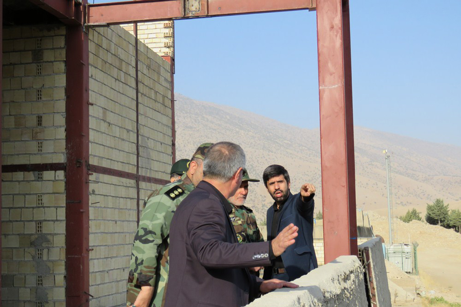 بازدید امیر فهمیده از مرکز فرهنگی دفاع مقدس لرستان + تصاویر