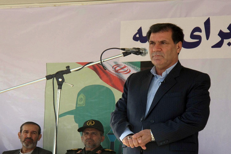 دشمن به دنبال انحراف در گفتمان انقلاب است