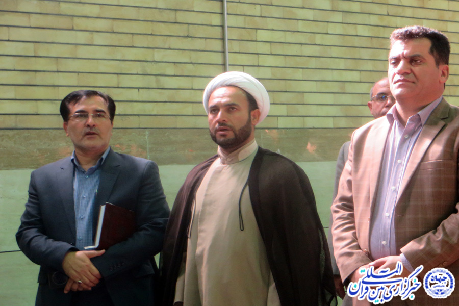 برگزاری جشن «مهر عاطفه‌ها» در مدارس لرستان