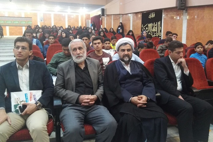 چهارمین همایش کشوری 313 یار موعود در کرمانشاه برگزار شد چهارمین همایش کشوری 313 یار موعود در کرمانشاه برگزار شد