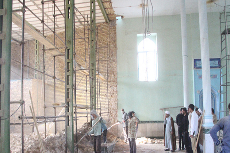 بازدید امام جمعه کوهدشت از روند ساخت شبستان مسجد صاحب‌الزمان(عج)