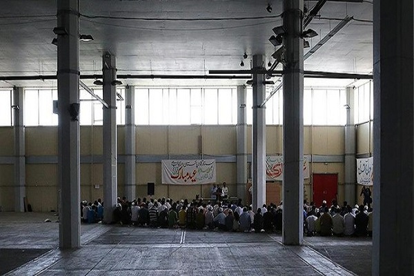 انگلیسی/ طاقت طاق مسلمانان آتن برای باز شدن تنها مسجد این شهر