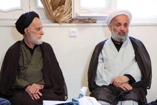 سبک زندگی قرآنی خنثی کننده شبیخون دشمن است