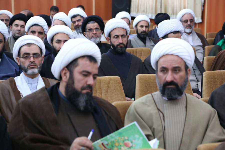 گزارش تصویری گردهمایی ائمه جمعه غرب کشور در لرستان