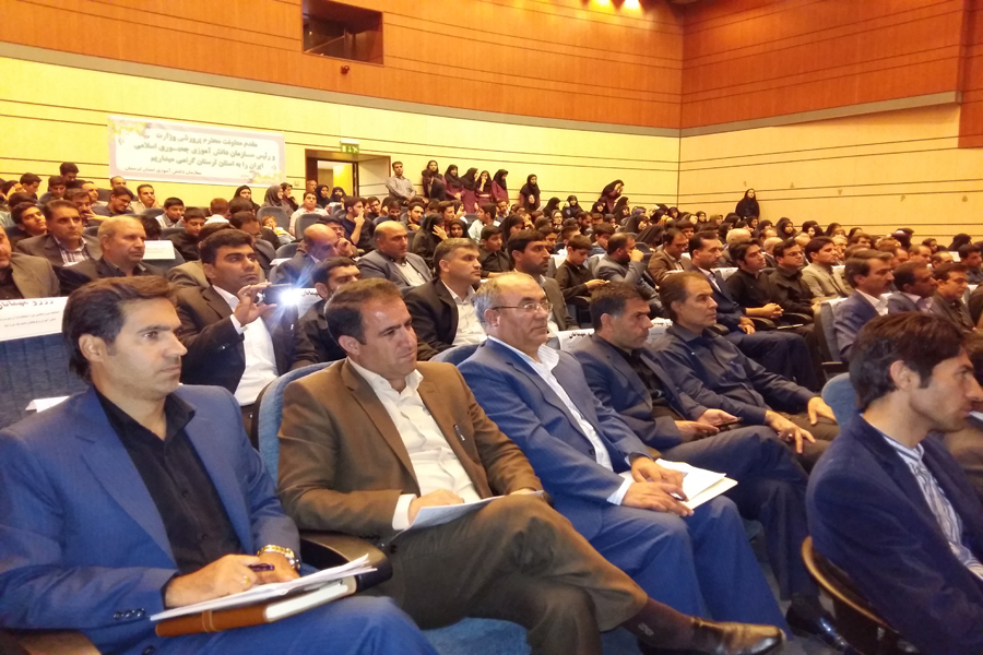 گزارش تصویری اختتامیه مسابقات قرآن دانش‌آموزی خرم‌آباد