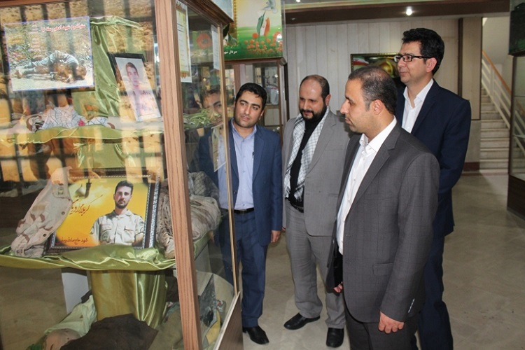 بازدید کارکنان جهاددانشگاهی کردستان از باغ موزه دفاع مقدس