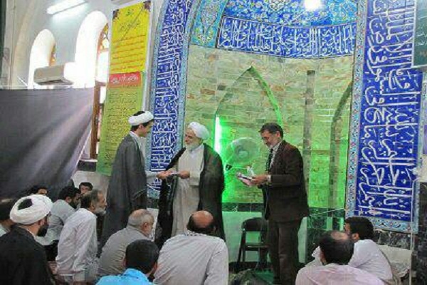 افتخارمی‌کنم که پسرم در راه حفظ ارزشهای اسلامی به شهادت رسید