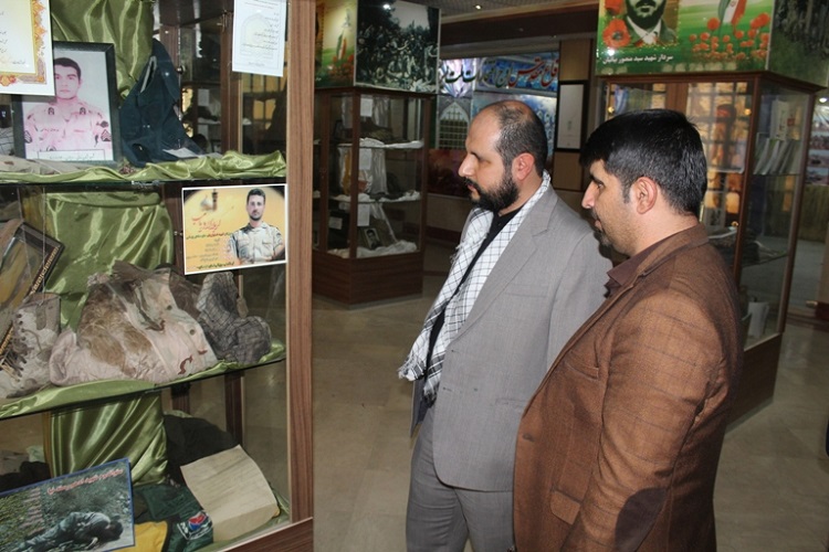 بازدید کارکنان جهاددانشگاهی کردستان از باغ موزه دفاع مقدس