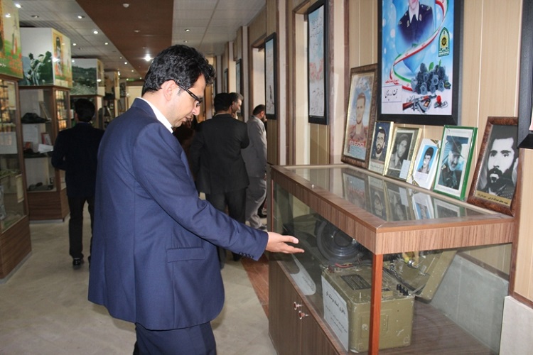 بازدید کارکنان جهاددانشگاهی کردستان از باغ موزه دفاع مقدس