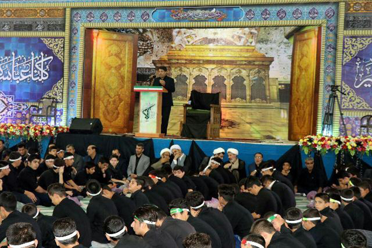 برگزاری سوگواره «احلی من العسل» با حضور 5 هزار دانشآموز در خرمآباد برگزاری سوگواره «احلی من العسل» با حضور 5 هزار دانشآموز در خرمآباد