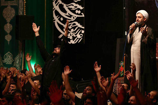 محمد حاج ابوالقاسم، قاری و حافظ قرآن در مجمع حيدريون محمد حاج ابوالقاسم، قاری و حافظ قرآن در مجمع حيدريون