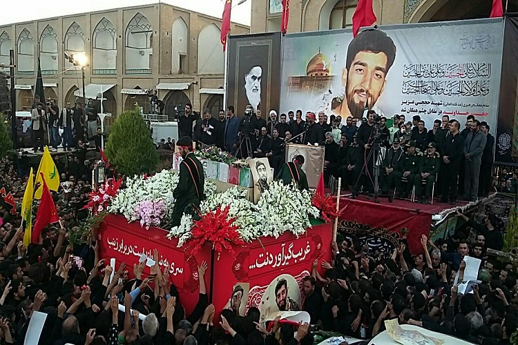 حماسه آفرینی اصفهانی‌ها در استقبال  از شهید محسن حججی