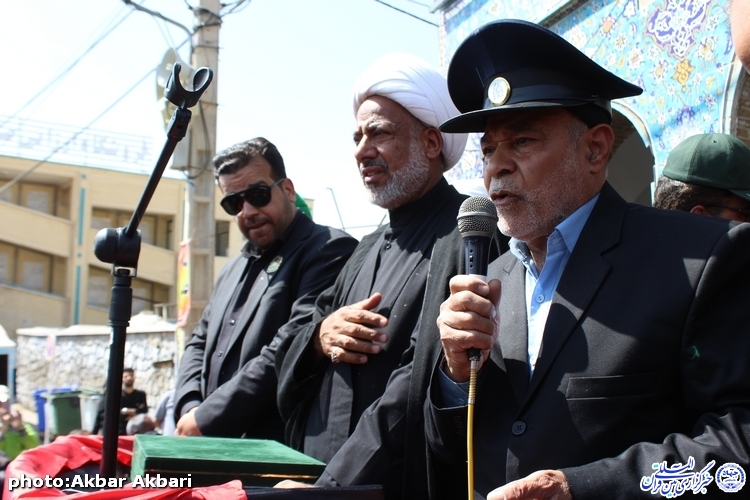 آیین استقبال از خادمین حرم امام حسین(ع) در شهرکرد