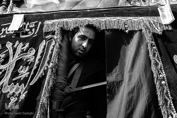 شبیه خوانی ظهر عاشورا در تبریز+تصاویر