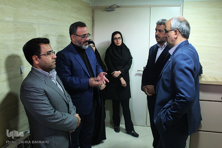 بازدید مرتضی ضرابی از مرکز درمان ناباروری جهاد دانشگاهی استان مرکزی
