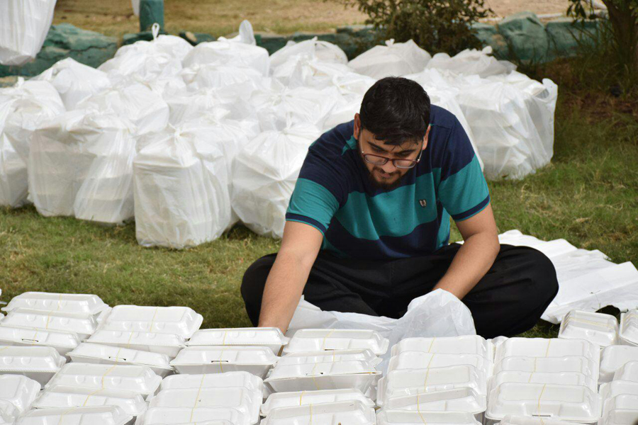 گزارش تصویری فعالیت موکب ابوالفضل(ع) لرستان در نجف گزارش تصویری فعالیت موکب ابوالفضل(ع) لرستان در نجف