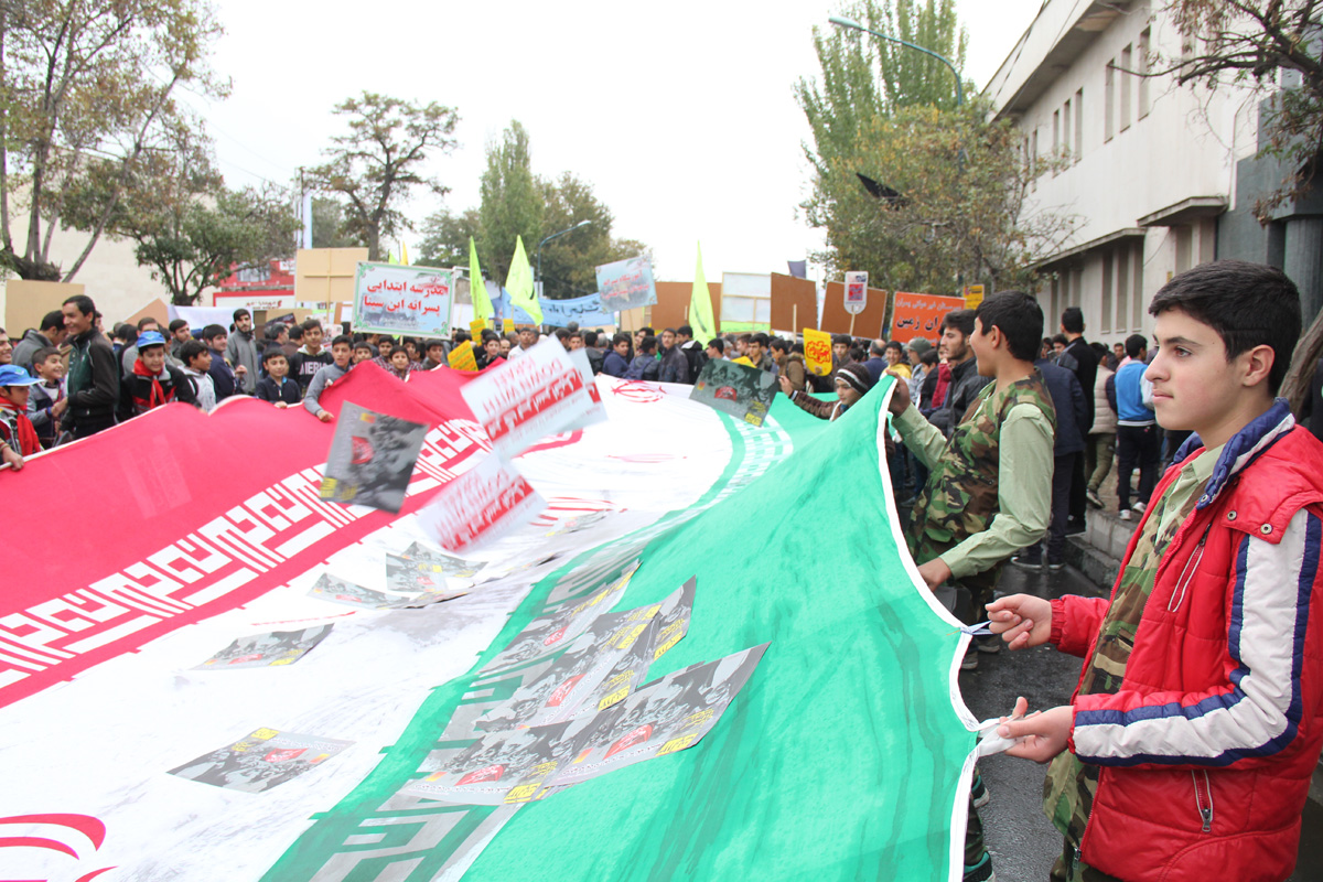برگزاری راهپیمایی ۱۳ آبان در زنجان