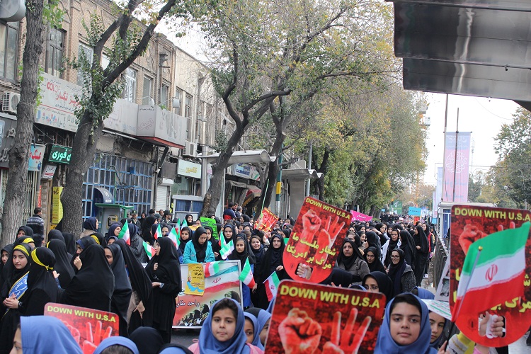 گزارش تصویری راهپیمایی مردم تبریز در روز 13 آبان
