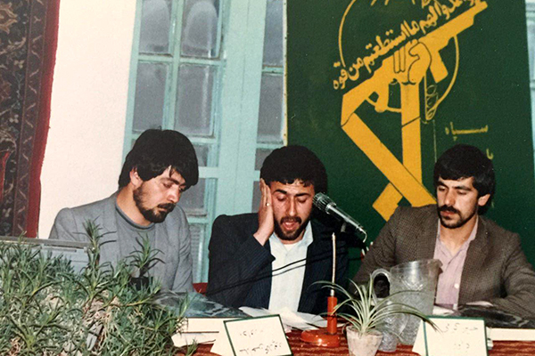 عبدالحسن محمدپور، حسین کرمی و داود موسوی در مسابقه قرآن در اردبیل سال١٣٦١ عبدالحسن محمدپور، حسین کرمی و داود موسوی در مسابقه قرآن در اردبیل سال١٣٦١