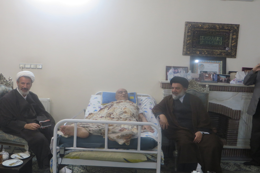 بازدید آیت‌الله میرعمادی از موکب امام خامنه‌ای