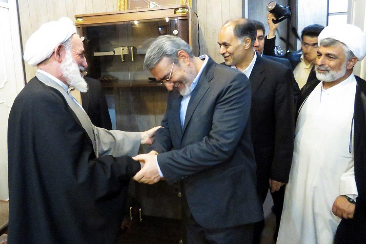 تصاویری از دیدار وزیر کشور با امام جمعه زاهدان