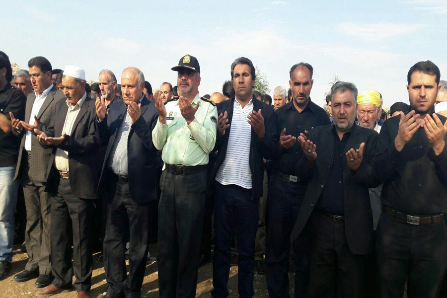 تشییع پدر شهید زینی‌‌وند در پلدختر