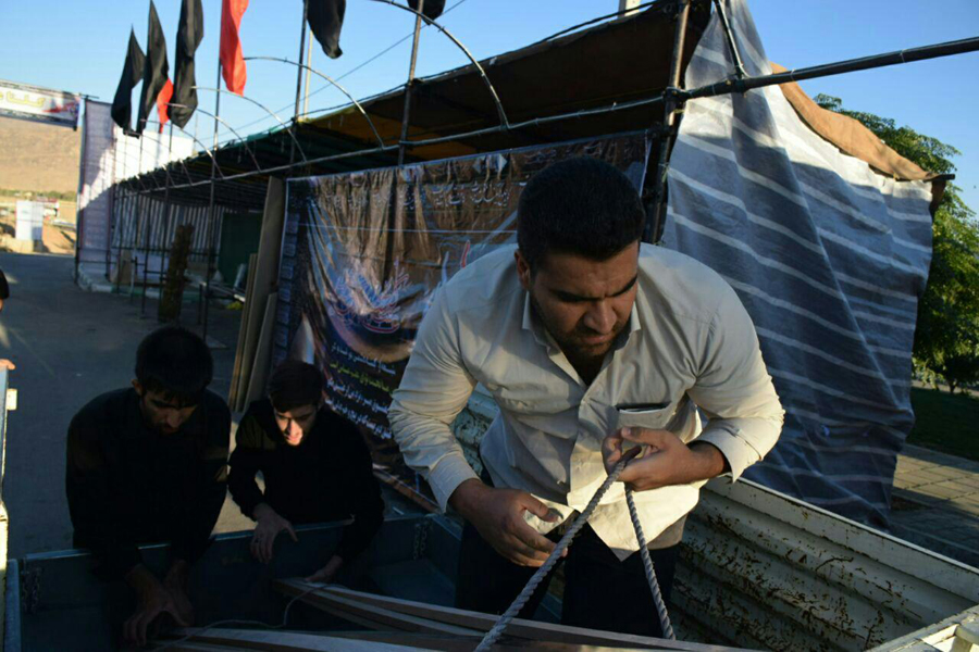 گزارش تصویری آماده‌سازی موکب امام خامنه‌ای خرم‌آباد
