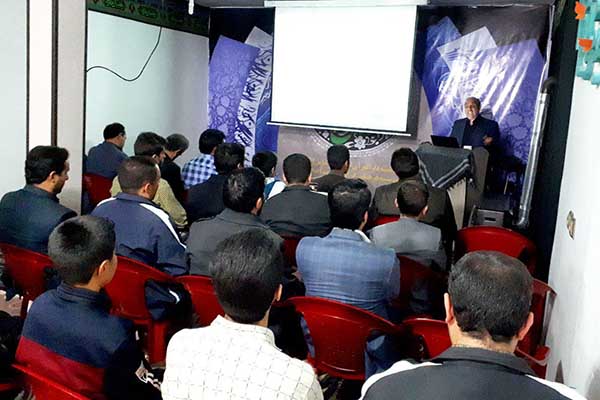 استقبال قرآنآموزان از دوره «بصیرتافزایی» استقبال قرآنآموزان از دوره «بصیرتافزایی»
